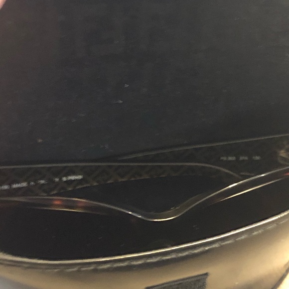 Fendi brown frame sunglasses comes with case main image 6